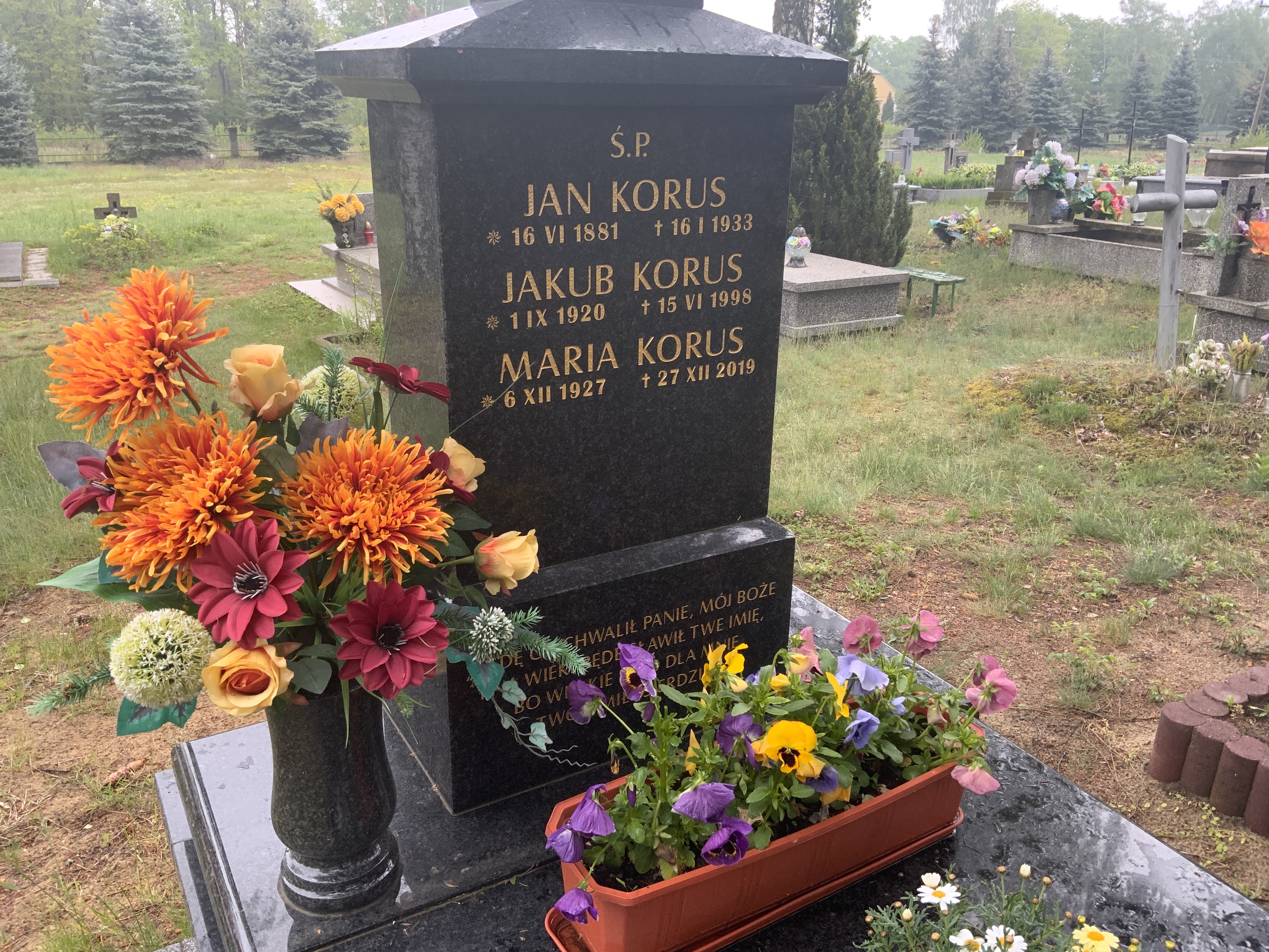 Grób Jan Korus